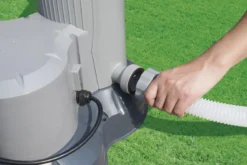 Bestway Solar Mat - Tot 8m3 -Zwembad Apparatuur 1267 1900 solar mat aan adapter