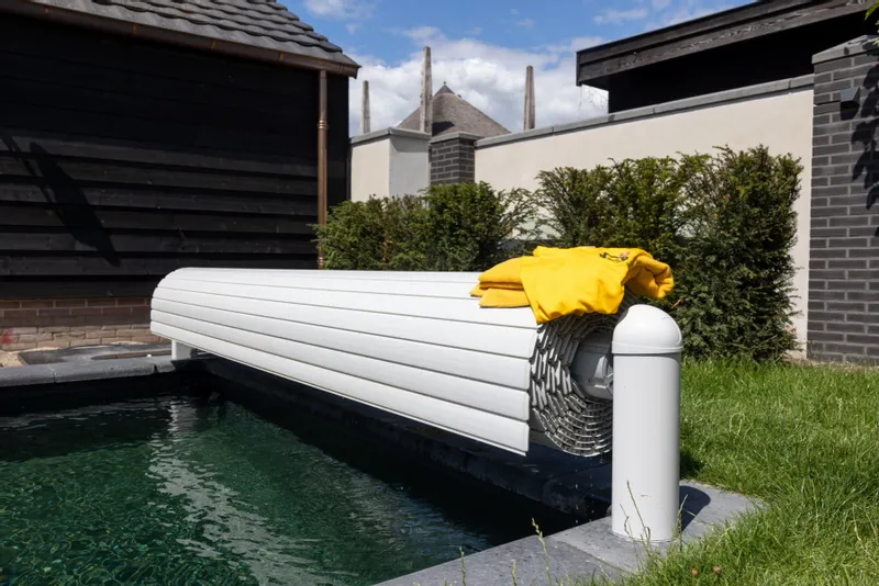 Open Classic Automatisch Oprolsysteem - Tot 5,5 Meter - Wit 10 Open Classic Automatisch Oprolsysteem - Tot 5,5 Meter - Wit - Afbeelding 8