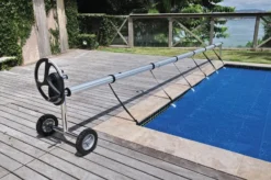 KOKIDO Presto Oprolsysteem 600 (in Breedte Verstelbaar) 7 KOKIDO Presto Oprolsysteem 600 (in Breedte Verstelbaar) -Zwembad Apparatuur kokido oprolsysteem zomerafdekking presto in breedte verstelbaar